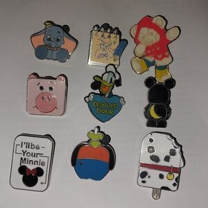 Disney pins